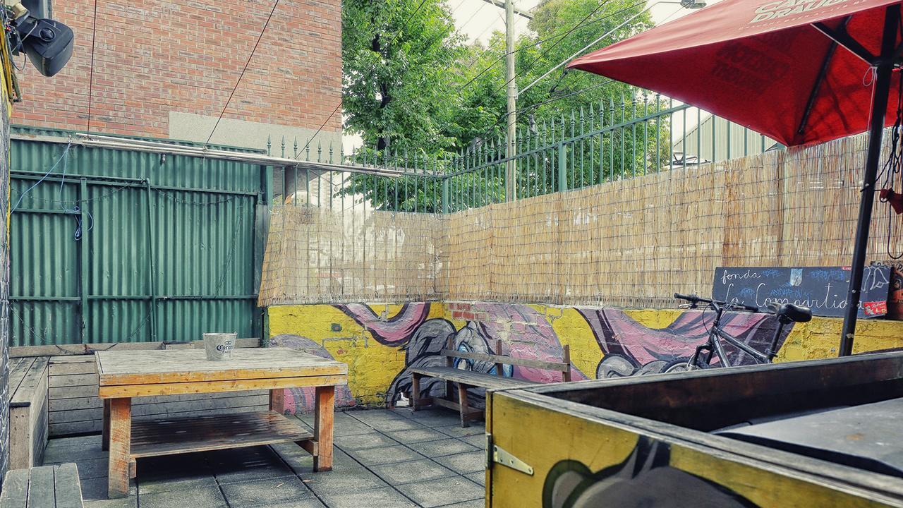 Market Tavern Hostel & Bar Melbourne Exterior photo